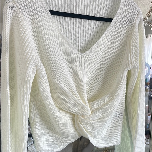 SHEIN Cream Knit Twist Front Sweater Large - Picture 3 of 4